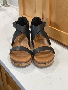 Women's Black Cork Platform Sandals - Strappy Comfort